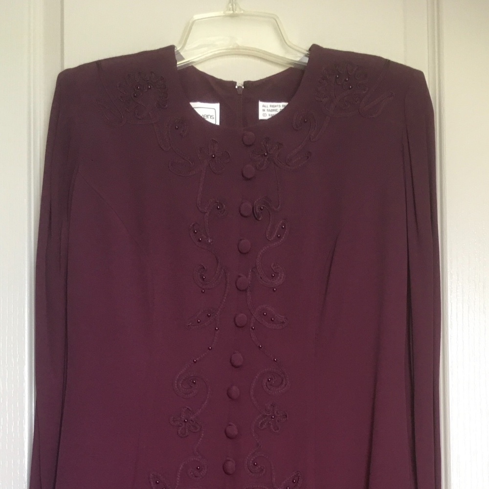 Burgundy dress 4/3 length size 8